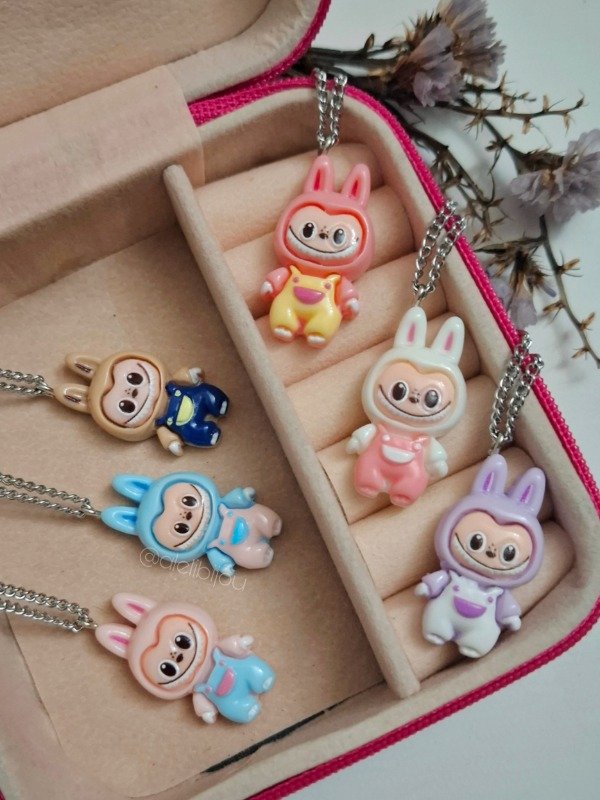 Producto - Collar Labubu 1