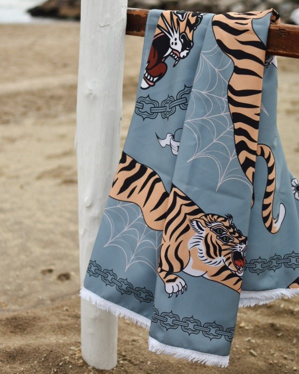 Producto - Lona Freak Show