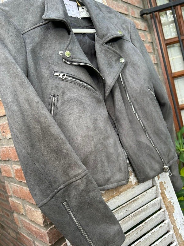 Producto - CHAQUETE GAMUZADA-GRIS TOPO