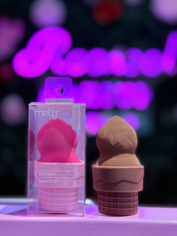 Producto - Esponja de maquillaje con base de silicona