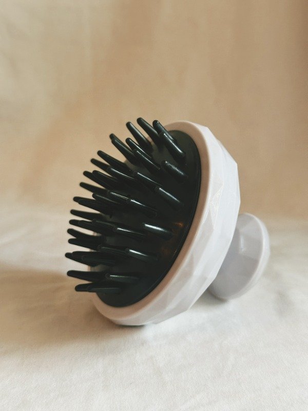 Producto - PURE SCALP DIAMOND. Cepillo silicona Limpiador/Masajeador De Cabello.