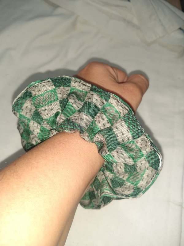 Producto - Scrunchie Slytherin