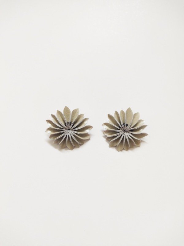 Producto - Aros Flor G. Beige - 0