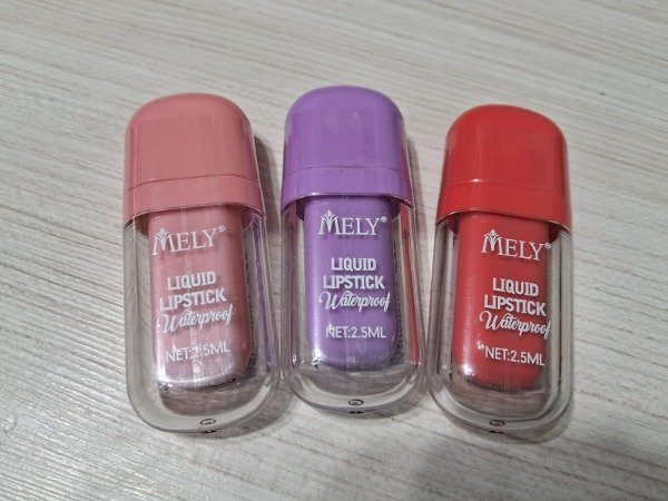 Producto - Lipstick Liquido Waterproof Mely