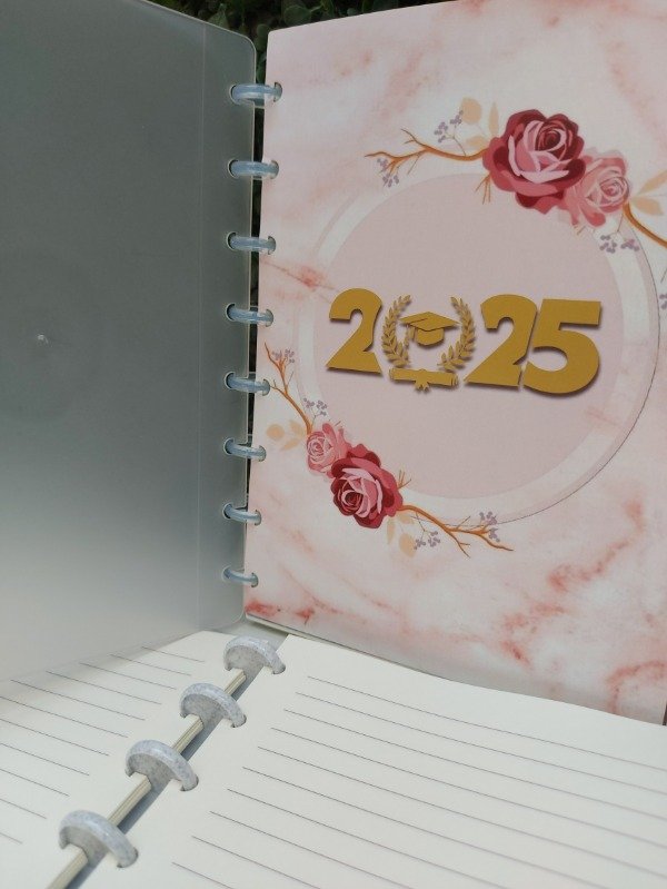 Producto - Cuaderno Inteligente EGRESADOS 2025 tapa dura.