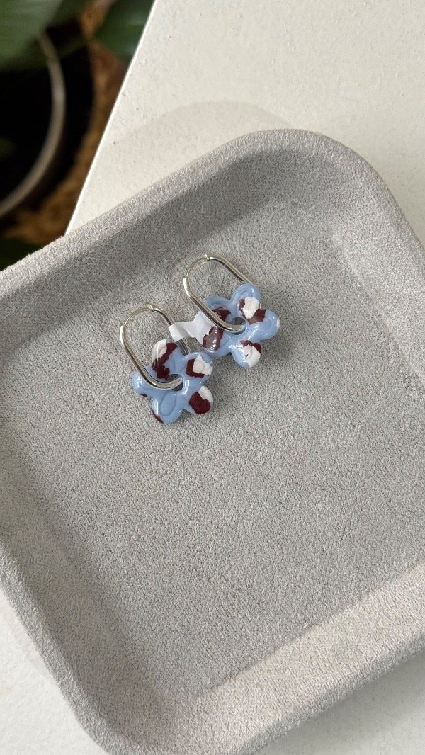Producto - Aros Flor media celeste/bordo/blanco - 1