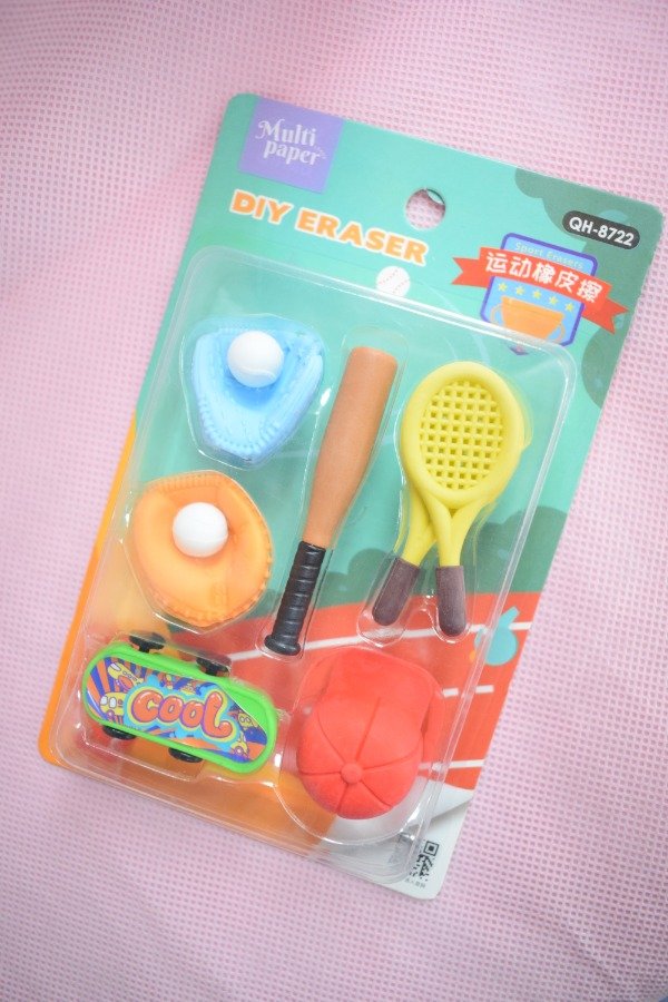 Producto - Pack de gomas de borrar baseball
