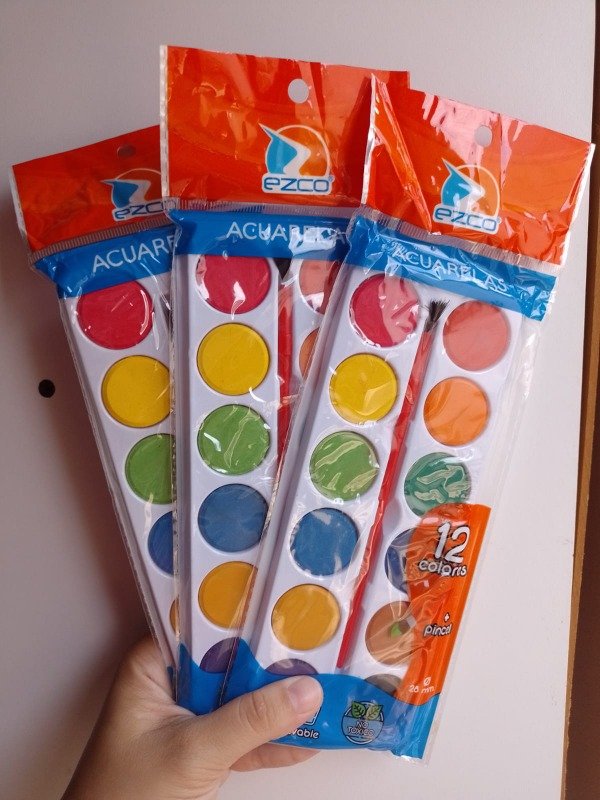 Producto - Acuarelas x12 colores Ezco