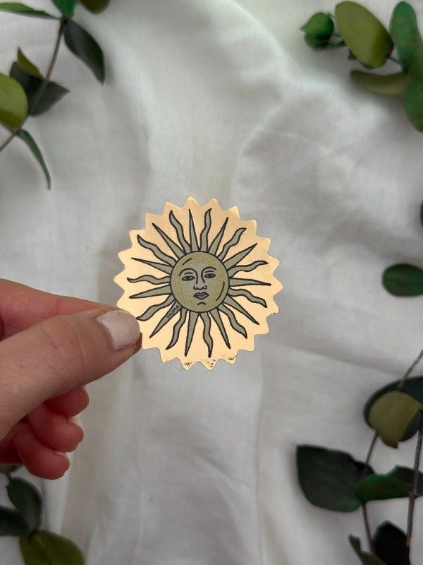 Producto - Sticker vinilo dorado SOL DE MAYO