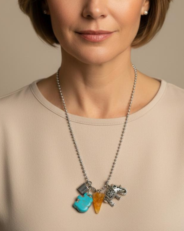 Producto - Colgante Amuleto cuarzo turquesa y hematoide