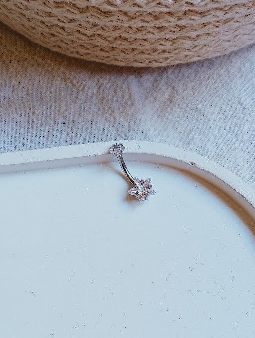Producto - Piercing ombligo estrella strass - Acero quirúrgico