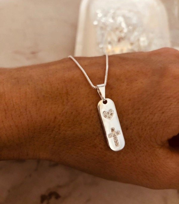 Producto - Dije barrita Love cruz micropave Plata 925
