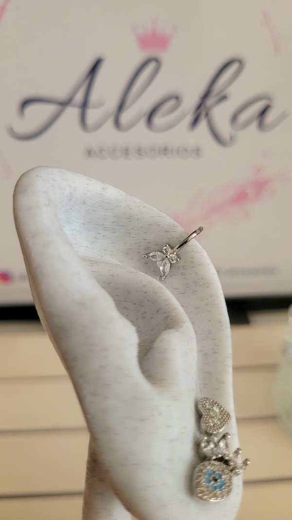Producto - Aro cuff mariposa con cubic de acero quirúrgico