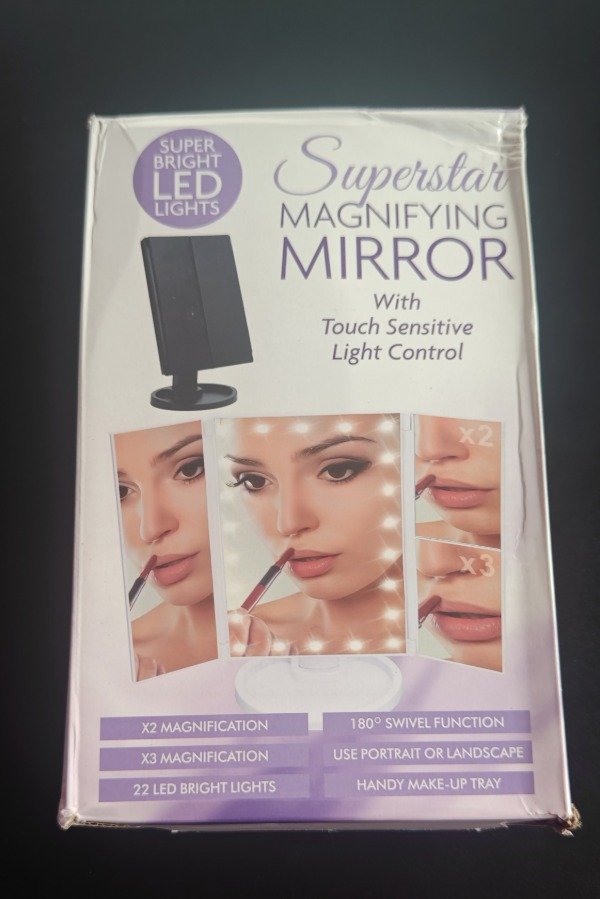 Producto - Espejo con base y luz - Zoom x2 x3 - 0
