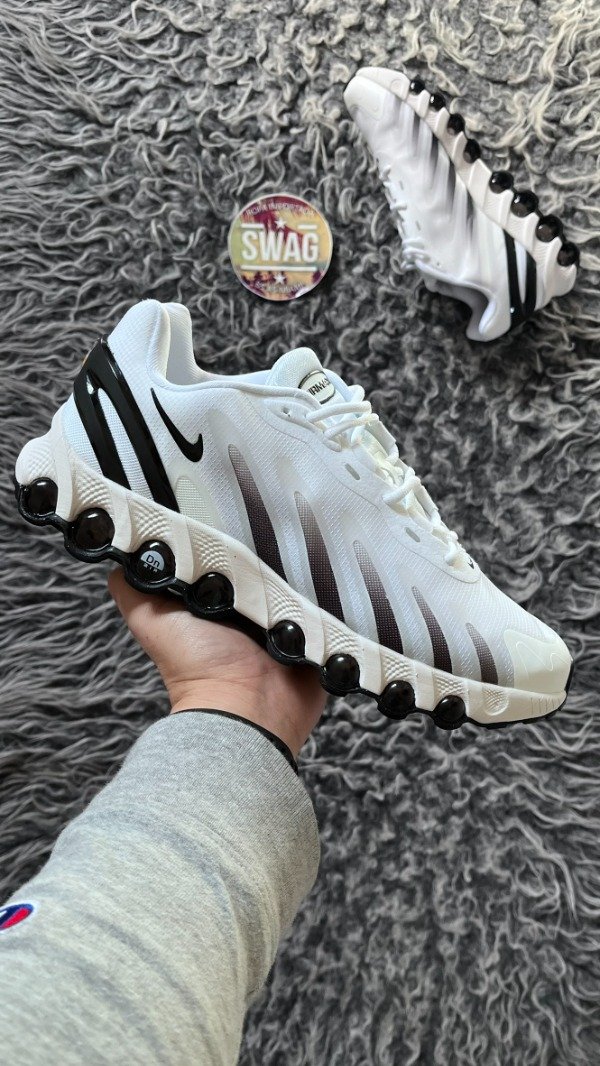 Producto - AIR MAX DN8 PANDA