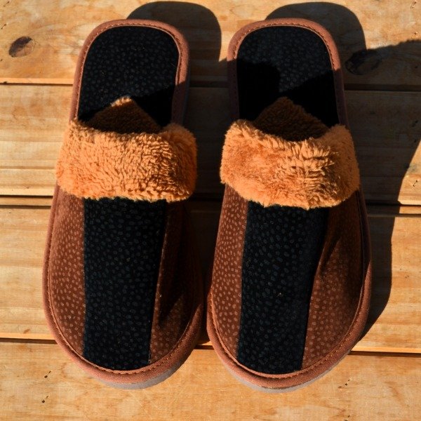 Producto - Pantuflas con corderito - 3