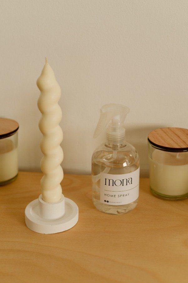 Producto - Combo Vela Spiral con Candelabro + Home Spray