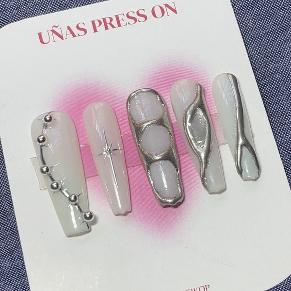 Producto - Uñas Press On Cromado