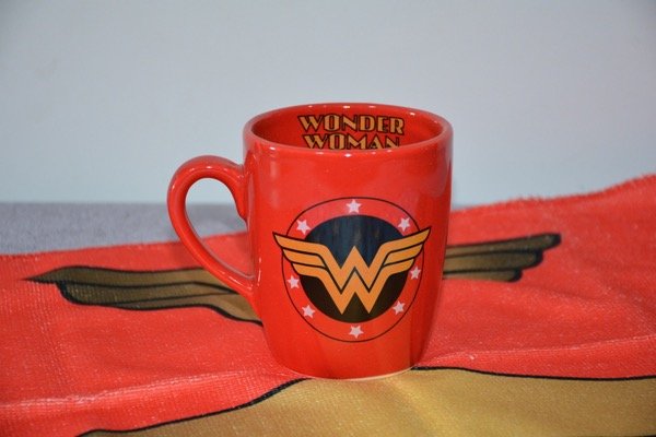 Producto - COMBO TAZA Y REPASADOR [MUJER MARAVILLA]
