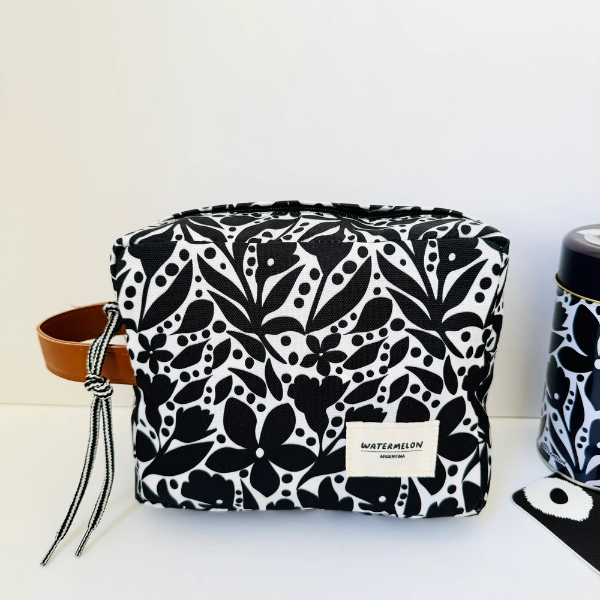 Producto - Neceser Cordura ByN