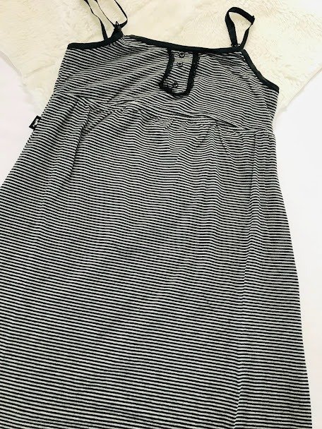 Producto - Pijama maternal gris oscuro T1