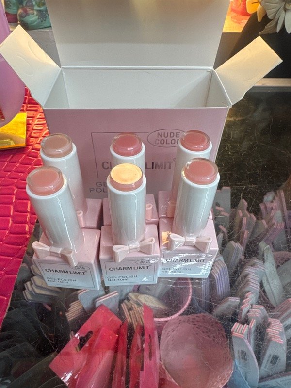 Producto - Esmalte charm limit aprobados x6 via lactea letra B