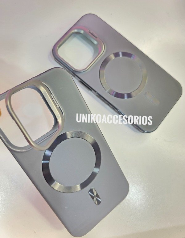 Producto - Funda Iphone 15 pro (50)