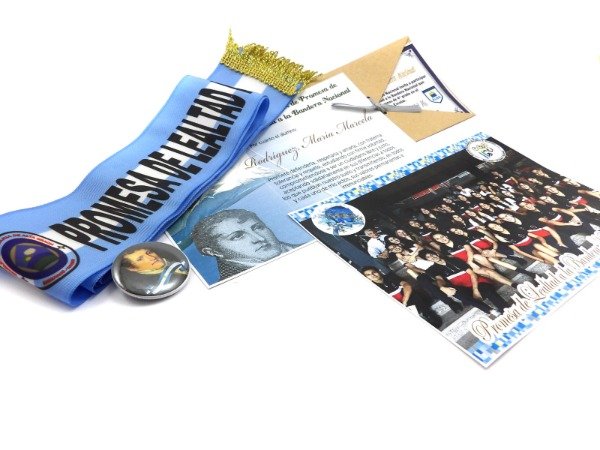 Producto - Foto Grupal Promesa Bandera A4 Plastificada Recuerdo de Acto