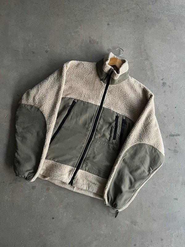 Producto - POLAR SHERPA ESPIONAGE BEIGE (M)