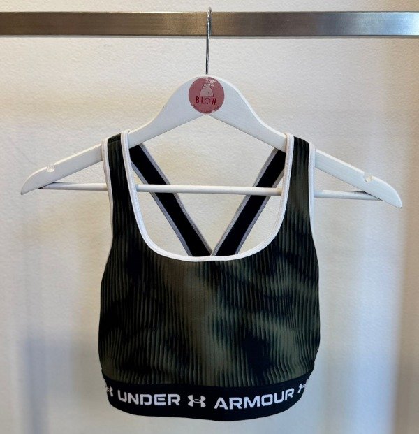 Producto - Top deportivo verde ARMOUR (M)