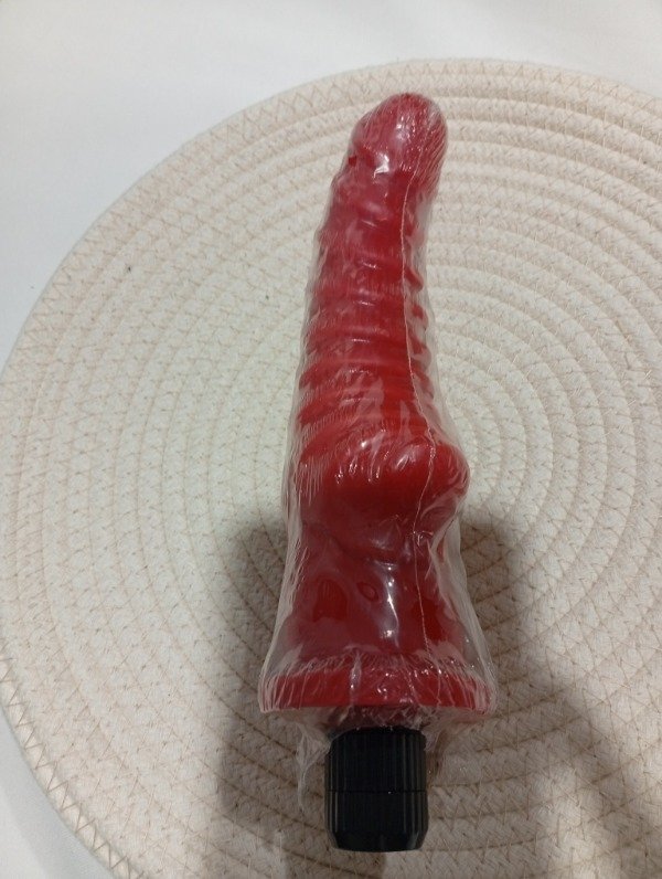 Producto - Consolador vibrador rojo con texturas