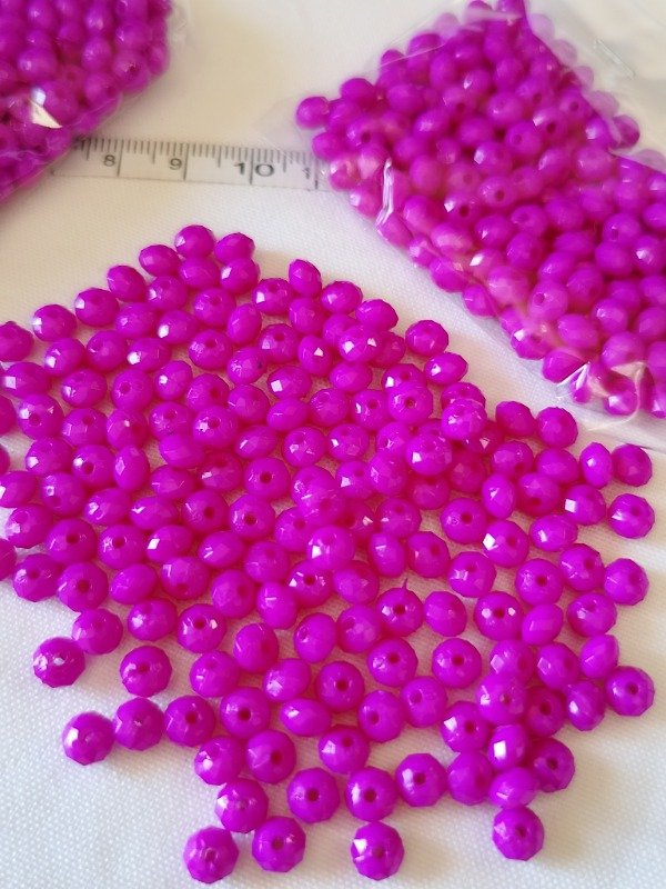 Producto - Donas fasetadas violeta 6 mm - 1
