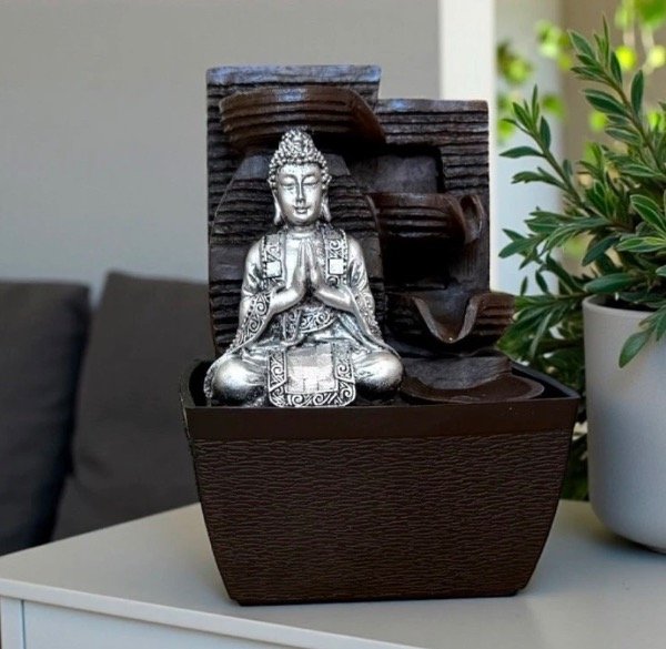 Producto - Fuente de agua c led buda 3 vasijas 17 cm