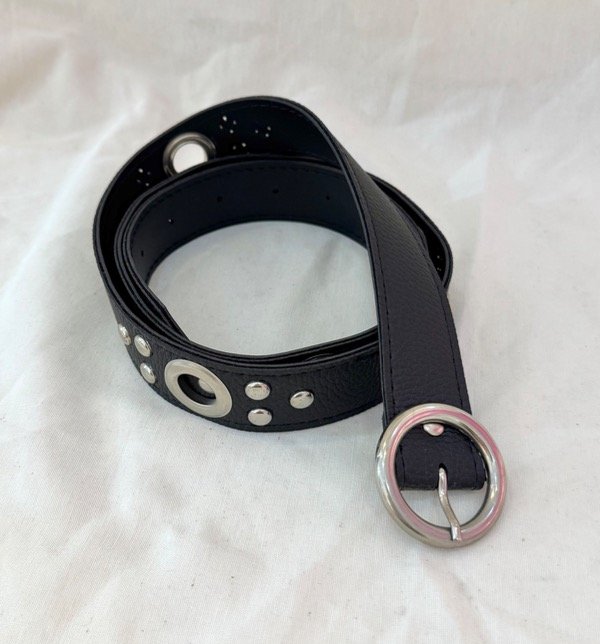 Producto - Cinto tachas Kala