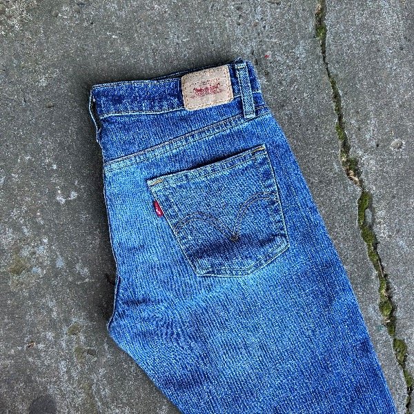 Producto - Jean azul de mujer - Levis Boy Cut T30