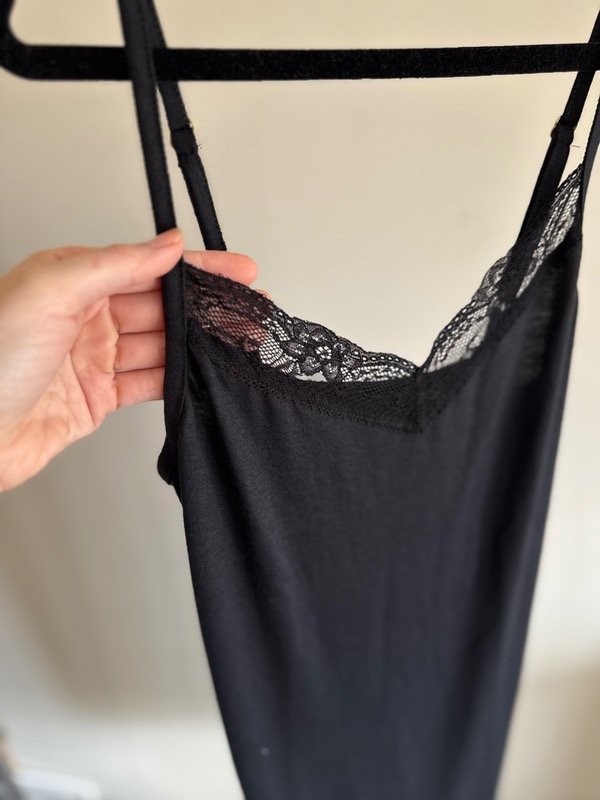 Producto - Camisón Basic negro con puntilla - 0