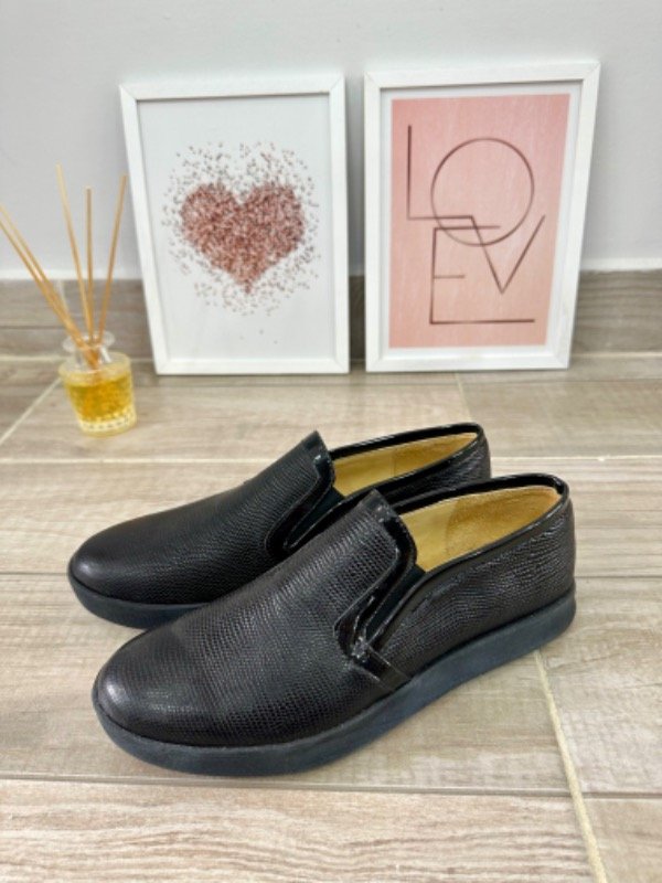 Producto - Panchas Roma negras- base negra