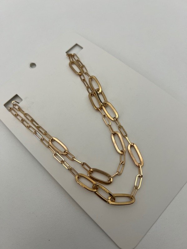 Producto - Cadenas doradas