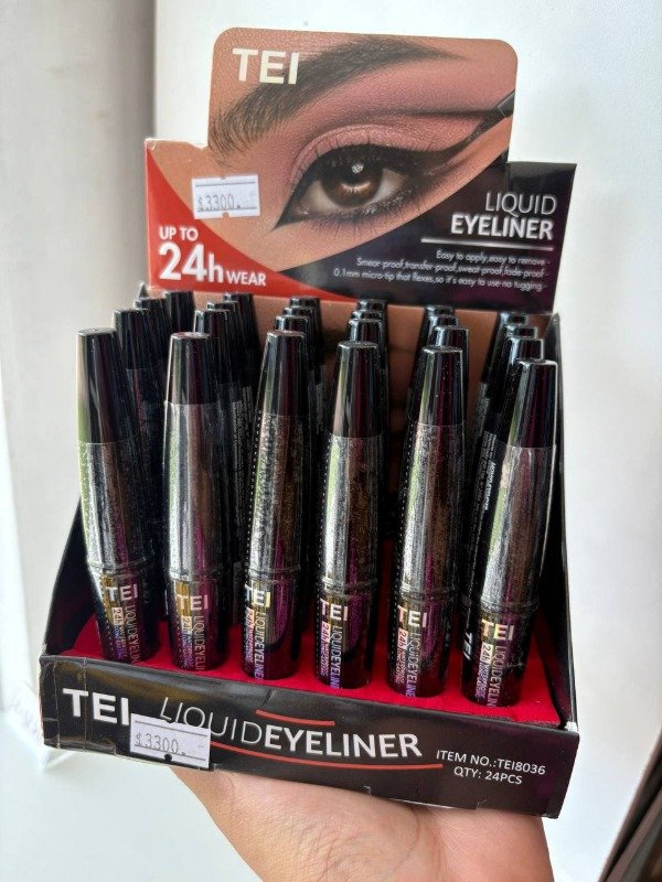 Producto - Delineador negro liquido