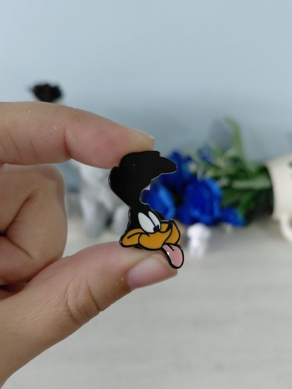 Producto - Pin metalizado - Correcaminos #1471