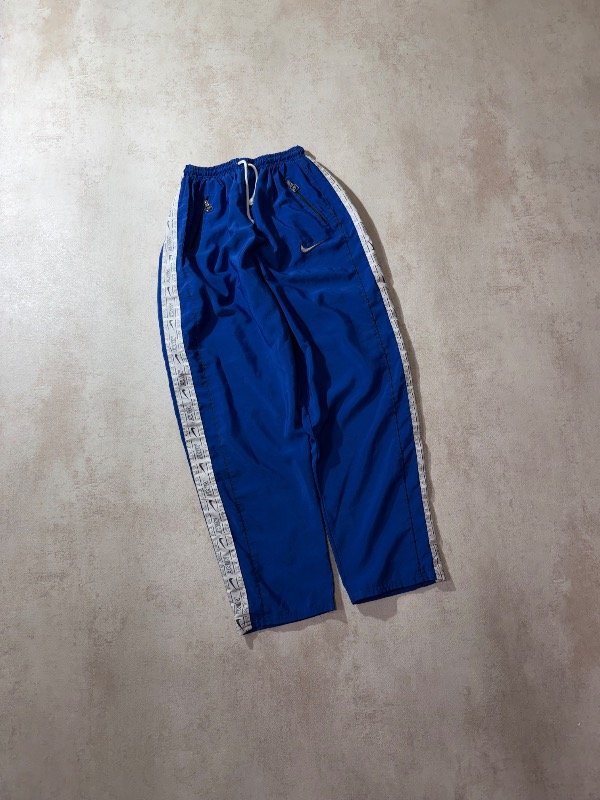 Producto - Rompeviento Nike T.S/M Replica