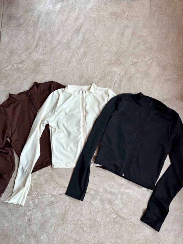 Producto - campera top con cierre