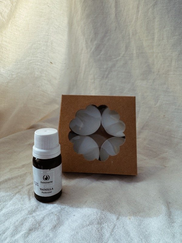 Producto - Set con 4 velas y una esencia para hornito