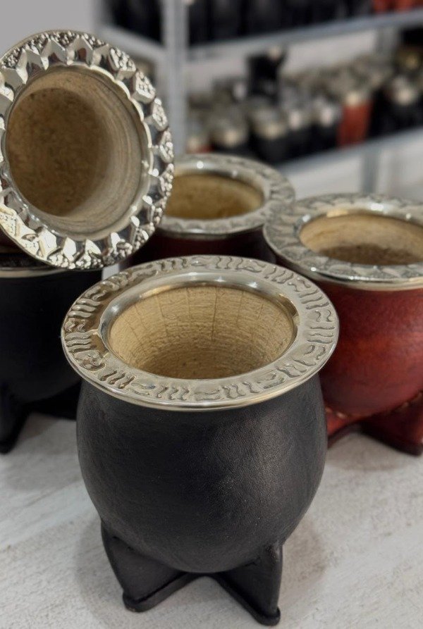 Producto - CAMIONERO DE ALPACA Virola cincelada.