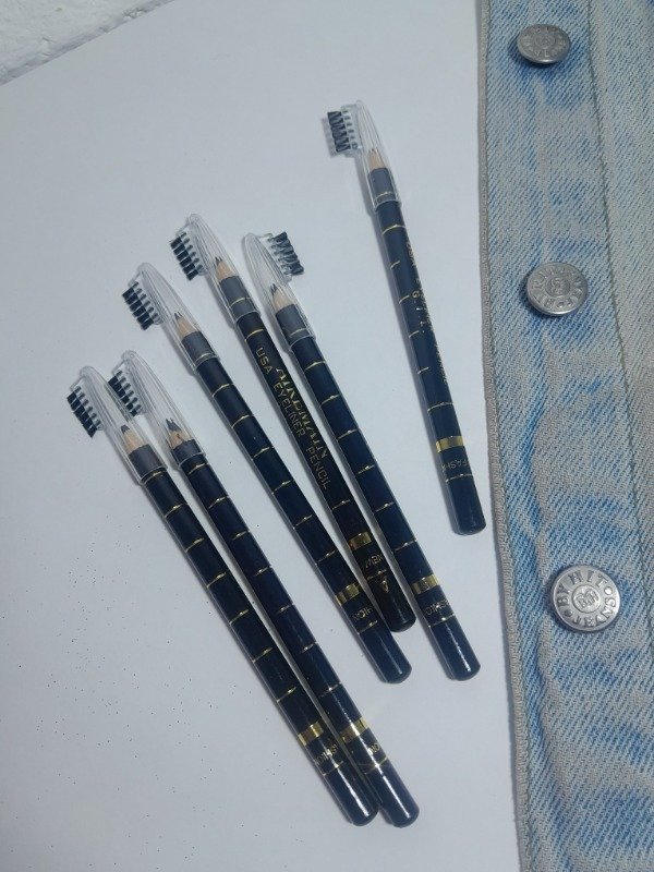 Producto - Delineador negro lápiz