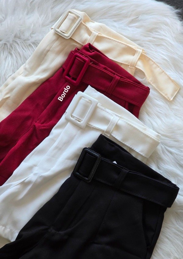 Producto - LINEA EMY SHORT CON CINTO