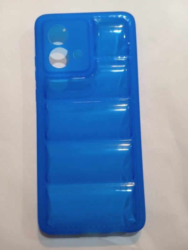Producto - Funda Puffer Azul Traslúcido para Moto G84