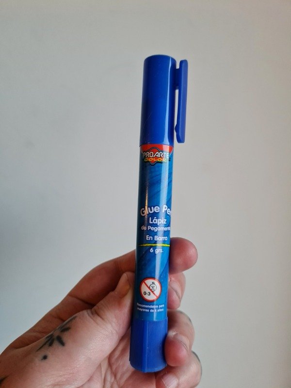 Producto - Lapiz de pegamento