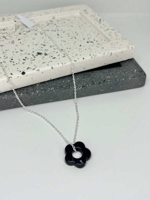 Producto - Conjunto Flor Negra