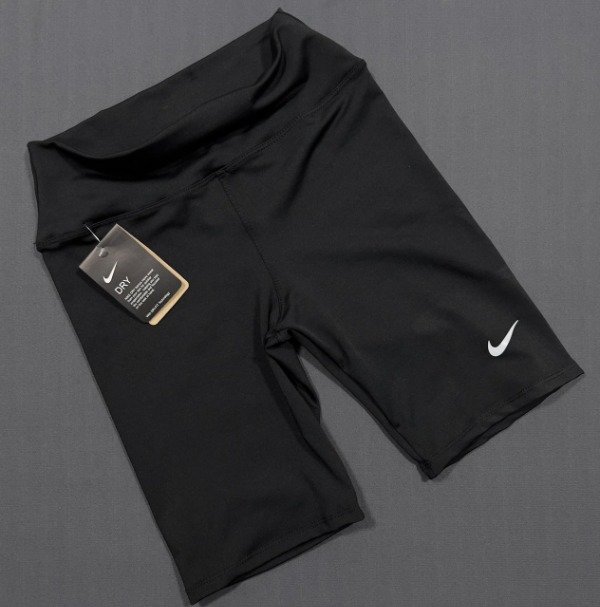 Producto - BLACK NIKE BASCIS